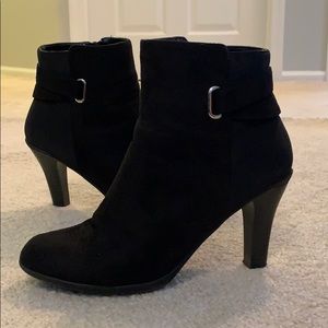 Kelly & Katie Black Booties